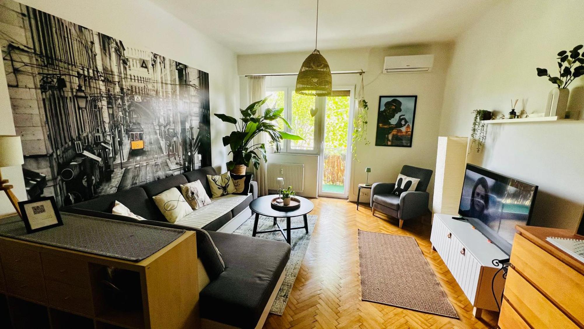 West Budapest Apartman Bagian luar foto